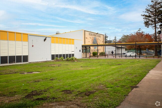 Anthony W Ochoa Middle School in Hayward has a student to teacher ratio of 18 to 1.