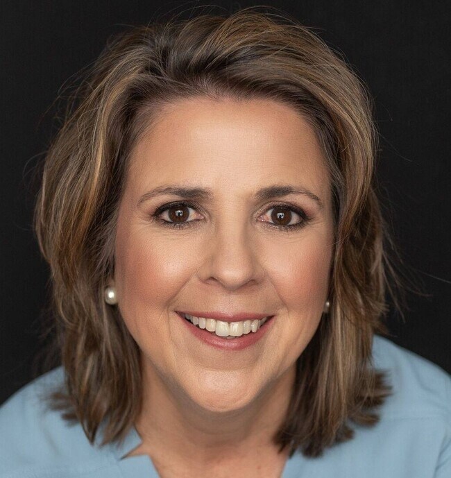 Cheryl Stott