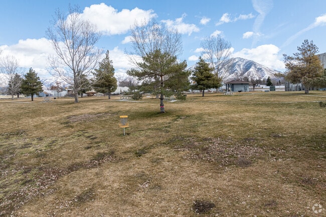 Tooele enjoys temperate summers.