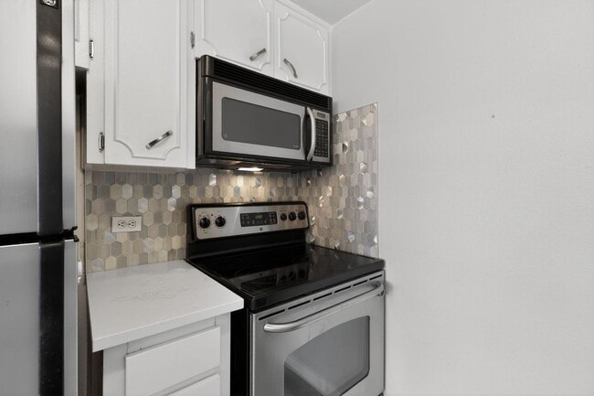 2262 S Vly Hwy, Denver, CO 80222 - photo 5