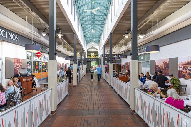 Locals can go to Greenspring Shopping Center to dine or shop for daily essentials.