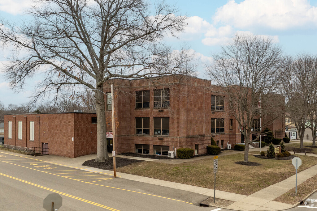 Dover Avenue Elementary School in Dover, Ohio.