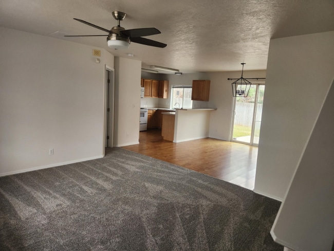 1427 W Roberts Place, Nampa, ID 83651 - photo 3