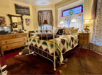 425 S Washington St, Dillon, MT 59725