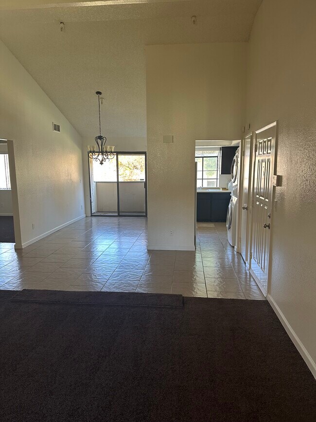 44406 15th St E unit 7, Lancaster, CA 93535 - photo 6