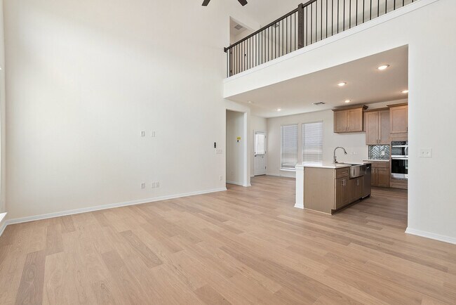 122 Dogvane Cir unit 36599156, Kyle, TX 78740 - photo 7