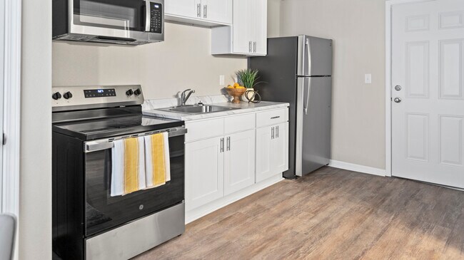 The Flats on 39th, Kansas City, MO 64111 - photo 4