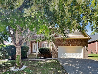 2429 Adelaide Dr, Thompsons Station, TN 37179