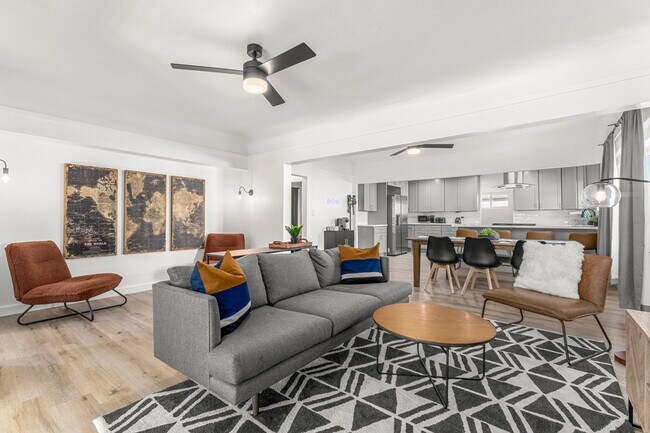 623 W 42nd St unit Main, Los Angeles, CA 90037 - photo 6