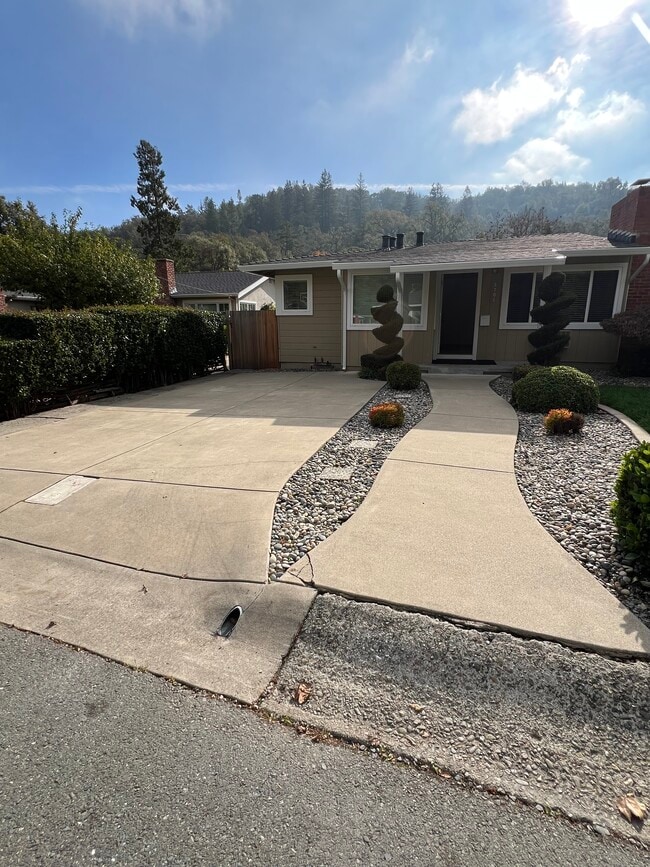 3701 Mosswood Dr unit 3701 Mosswood Dr, Lafayette, CA 94549 - photo 2