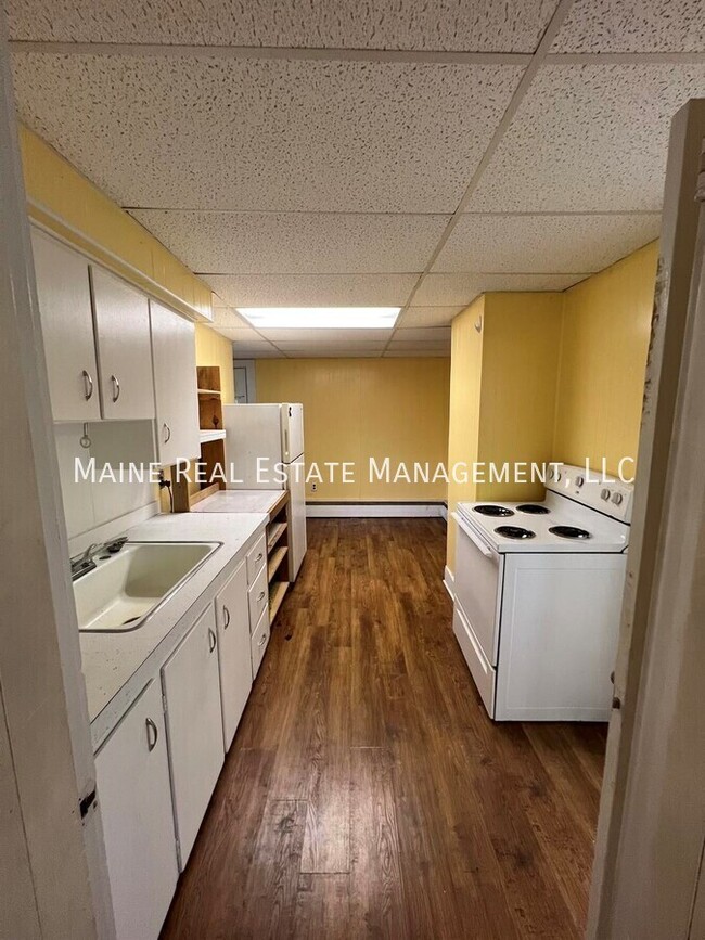 101 Front St Unit 2, Old Town, ME 04468
