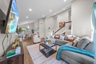 13737 Via Tres Vistas Unit ID1326065P, San Diego, CA 92129