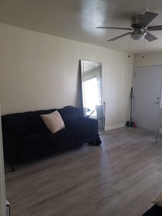 1925 Ginger St, Oxnard, CA 93036