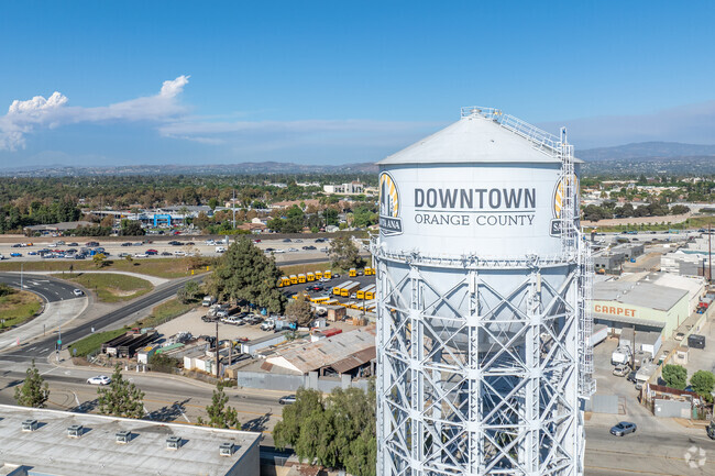 Residents of Saddleback View are just minutes away from Downtown Santa Ana.