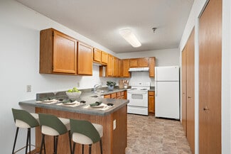 4700-4768 Golden Pond Ln, White Bear Lake, MN 55110