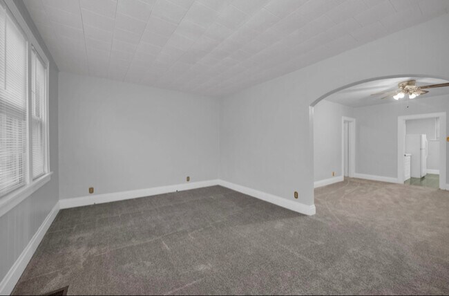 834 Hermosa Ave unit 1, Cincinnati, OH 45238 - photo 6