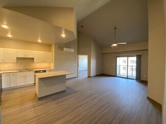 1351 Aster Dr, Tiffin, IA 52340