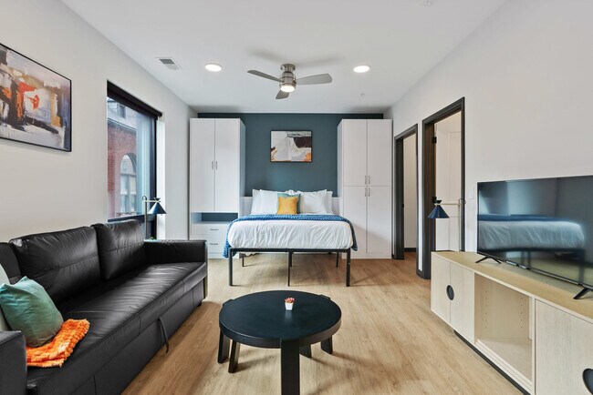 423 E Michigan St unit ID1026464P, Indianapolis, IN 46204 - photo 2