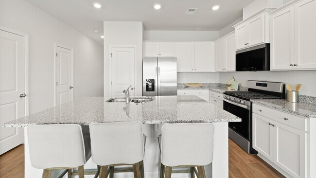 138 Yarrow Way, Moncks Corner, SC 29461 - photo 3