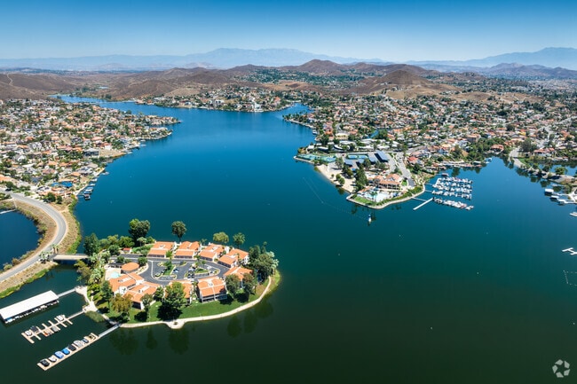 A sprawling view of the Canyon Lake neighborhood and lake.