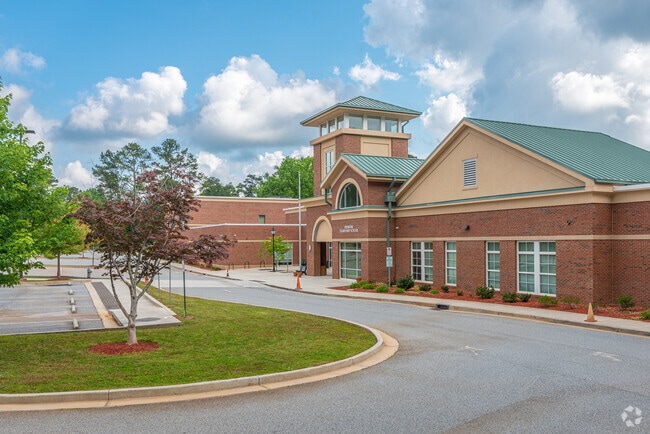 Fernbank Elementary School earns a B+ grade on Niche.