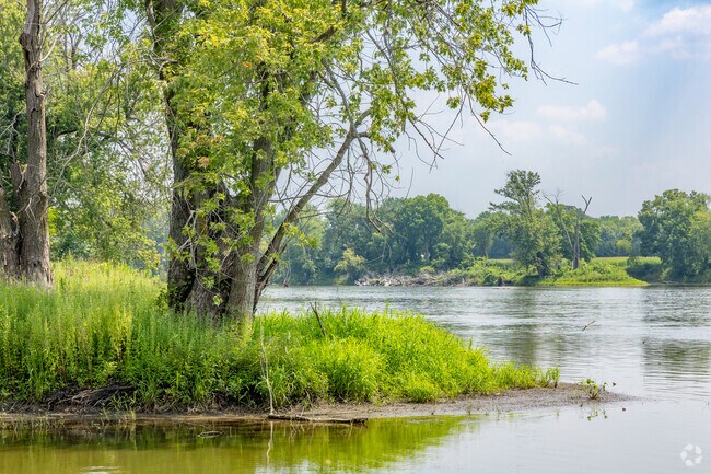 The Rock River travels through Grand Detour, offering residents the convenience of outdoor activities by the water.