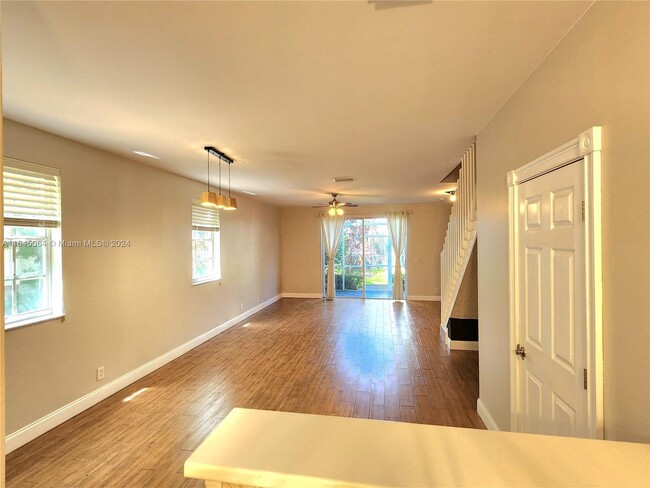 3745 San Simeon Cir, Weston, FL 33331 - photo 3