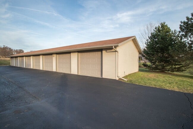 Tamarack Trails, Lake Mills, WI 53551 - photo 2