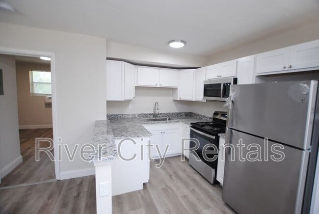 2975 Dellwood Ave, Jacksonville, FL 32205 - photo 2