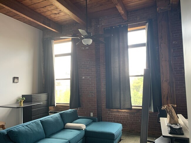 24 Norman St unit 24 Norman Street Uni, Salem, MA 01970 - photo 6