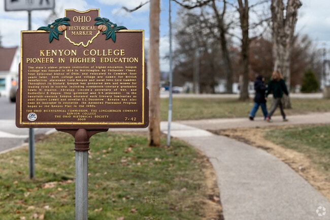 Mount Vernon is located near Kenyon College, an institution known for its commitment to liberal arts education.