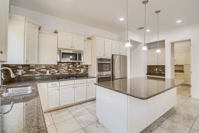 237 E Lynx Place, Chandler, AZ 85249 - photo 4