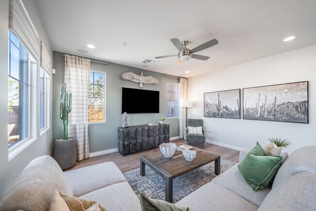 10052 W Piccadilly Rd, Avondale, AZ 85392 - photo 5