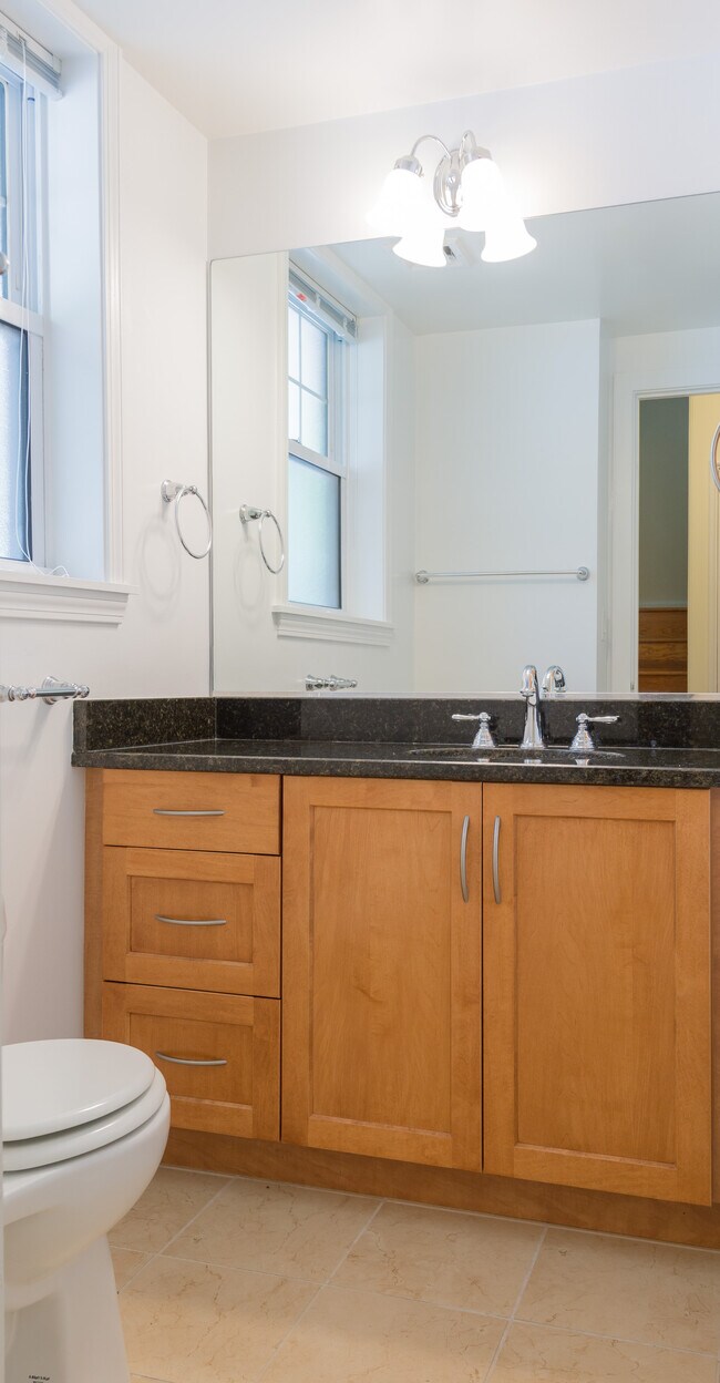 130 Sherman Rd, Chestnut Hill, MA 02467 - photo 5