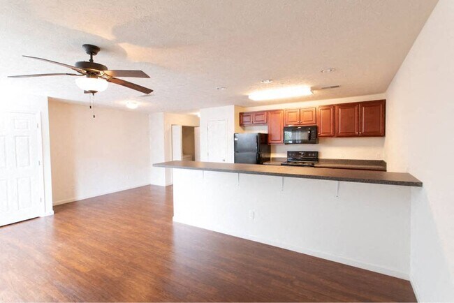 McCormick Manor, West Lafayette, IN 47906 - photo 3