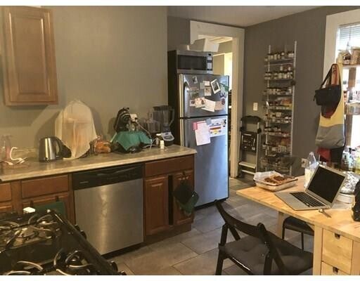 25 Laurel St unit 2, Roxbury, MA 02119 - photo 4