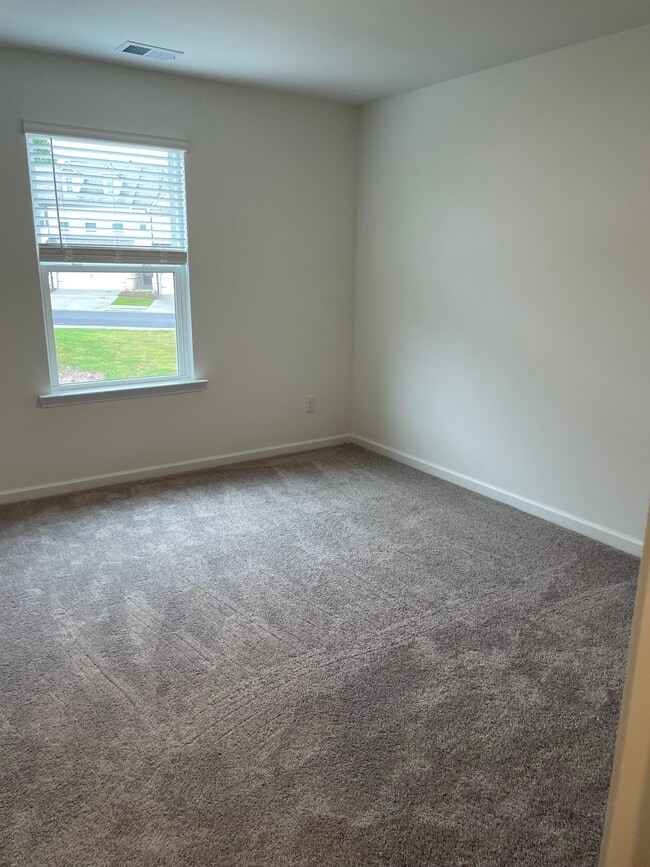 102 Smithwood Dr, Bethlehem, GA 30620 - photo 2