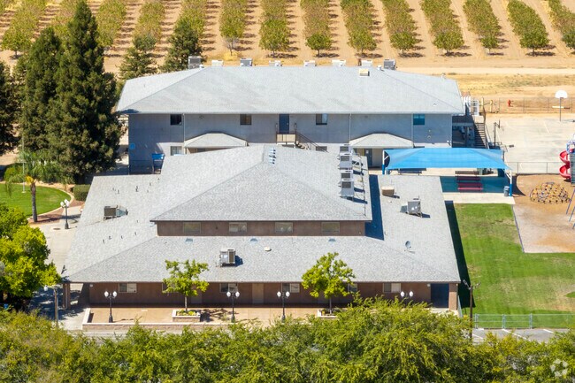 Crossroads Christian School is located in Madera.