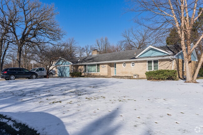 Ranch-style homes are common throughout Hobart.