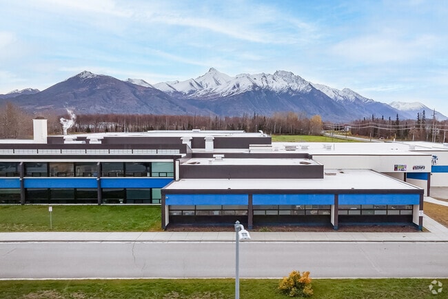 Palmer Jr. Middle School is nestled in the mountain foothills of Palmer, Alaska.