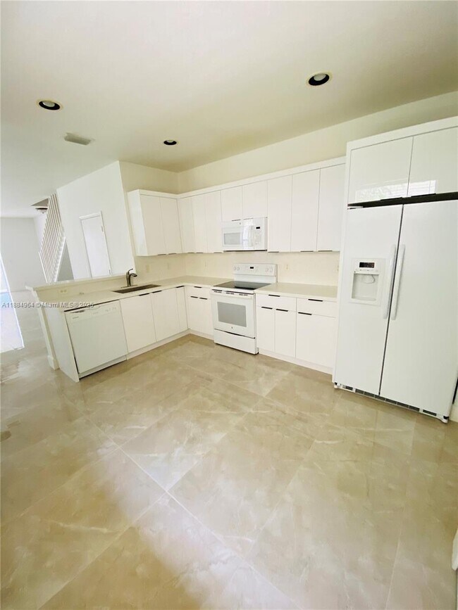 2433 Pasadena Way, Weston, FL 33327 - photo 3