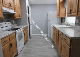 203 W Wayne St, South Whitley, IN 46787