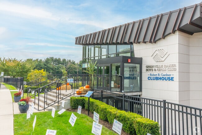 The Greenville Boys & Girls Club offers lots of activities for the youth of Locust Valley.