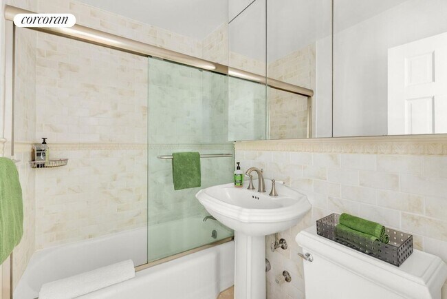 Gramercy East, New York, NY 10010 - photo 5