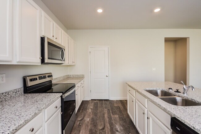 621 Moorings Ave, McDonough, GA 30253 - photo 7