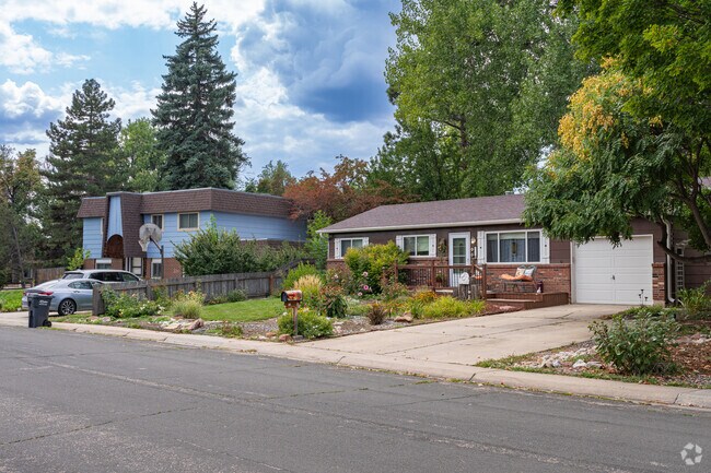 Some of the residents of Mulberry Hill take the time to create beautiful landscaping.