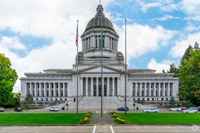 Discover South Capitol's government hub at the Washington State Capitol Building and Campus.