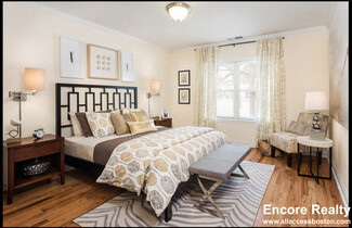 285 Beverly Rd Unit 2, Chestnut Hill, MA 02467