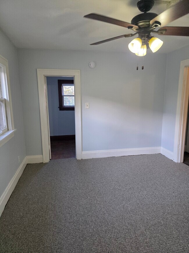 117 2nd St N unit 2, Virginia, MN 55792 - photo 6