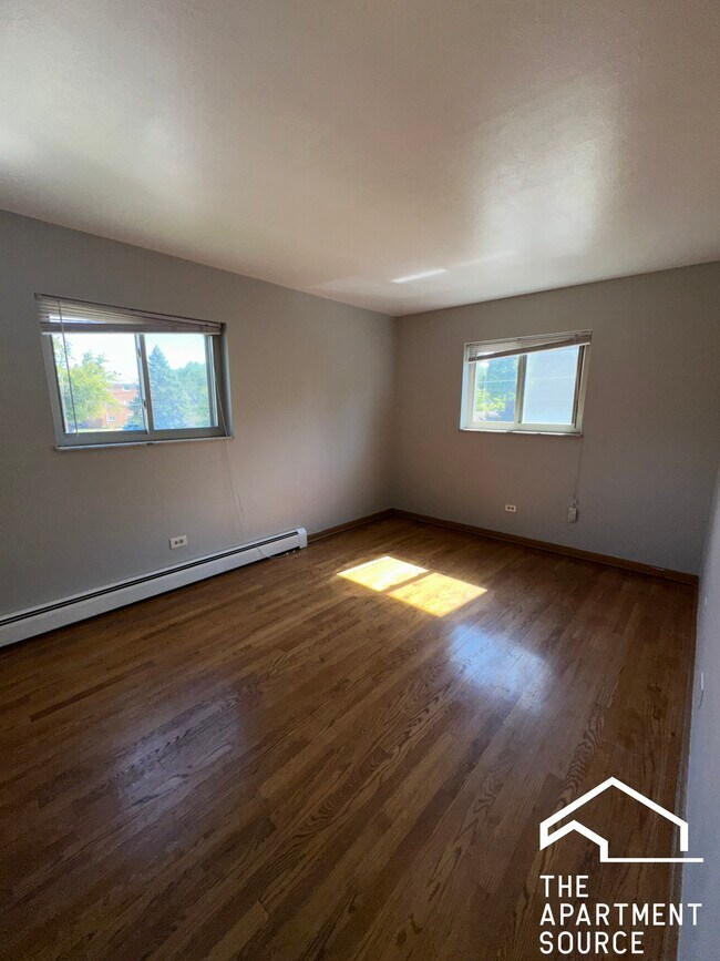 1639 Oakwood Ave unit 102, Des Plaines, IL 60016 - photo 7